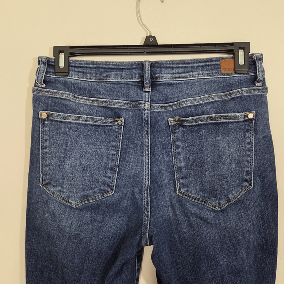 Judy Blue Boyfriend Fit Jeans Size 30 Casual Comfy Denim - Picture 6 of 12